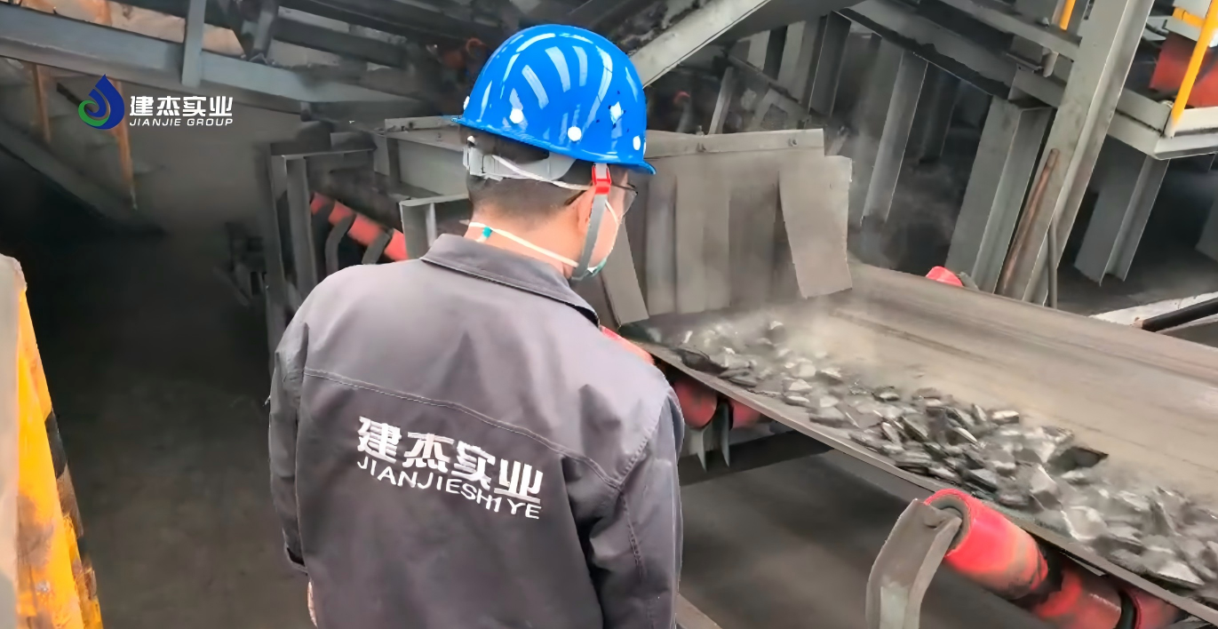 Real Case: Trouble in a Newly Commissioned Sludge Briquetting Line? Jianjie's On-Site Guidance Ensured Stable Operation