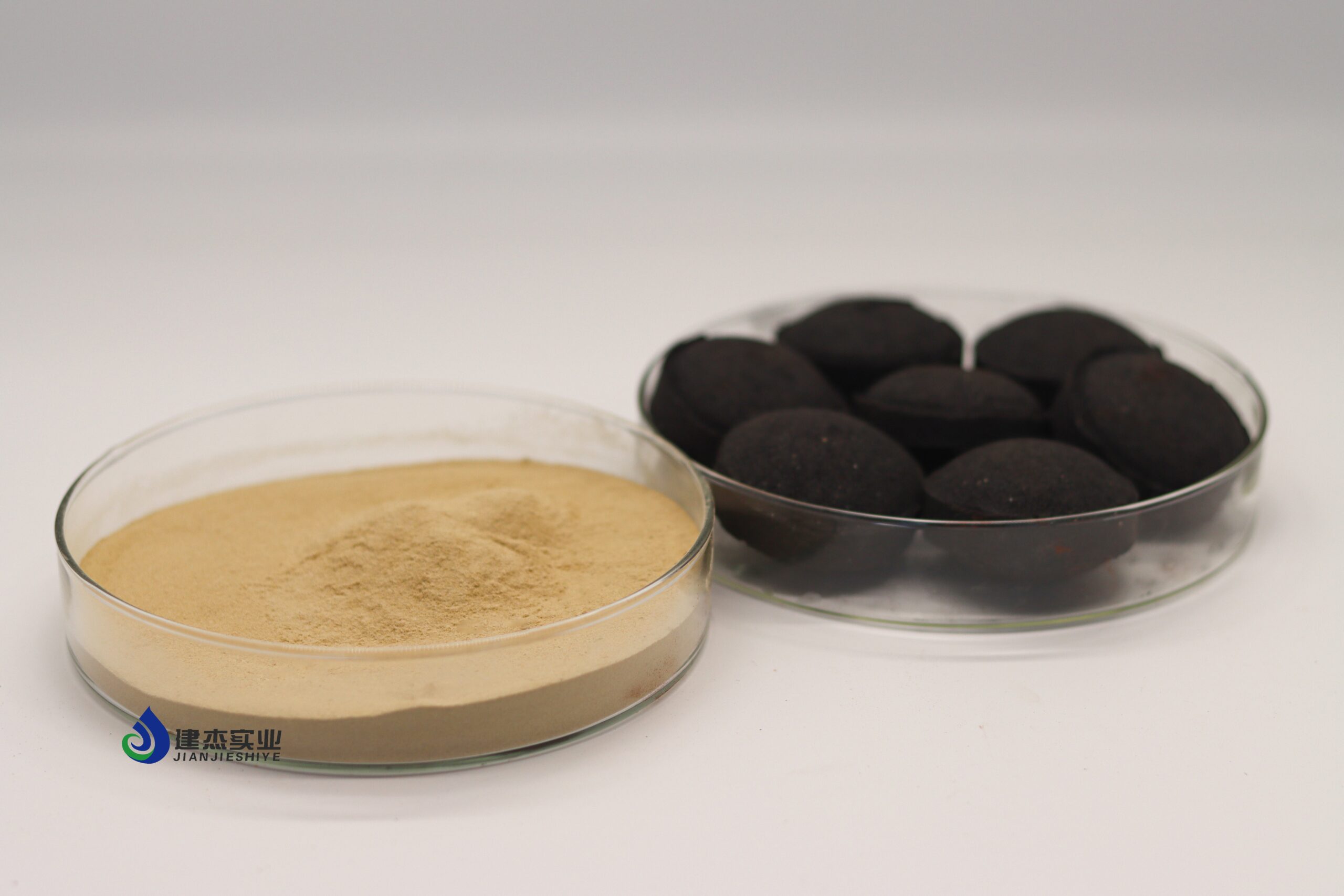 coke binder and coke briquettes