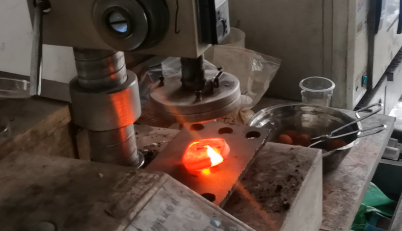 testing thermal strength of phosphorus briquettes that used jianjie binder